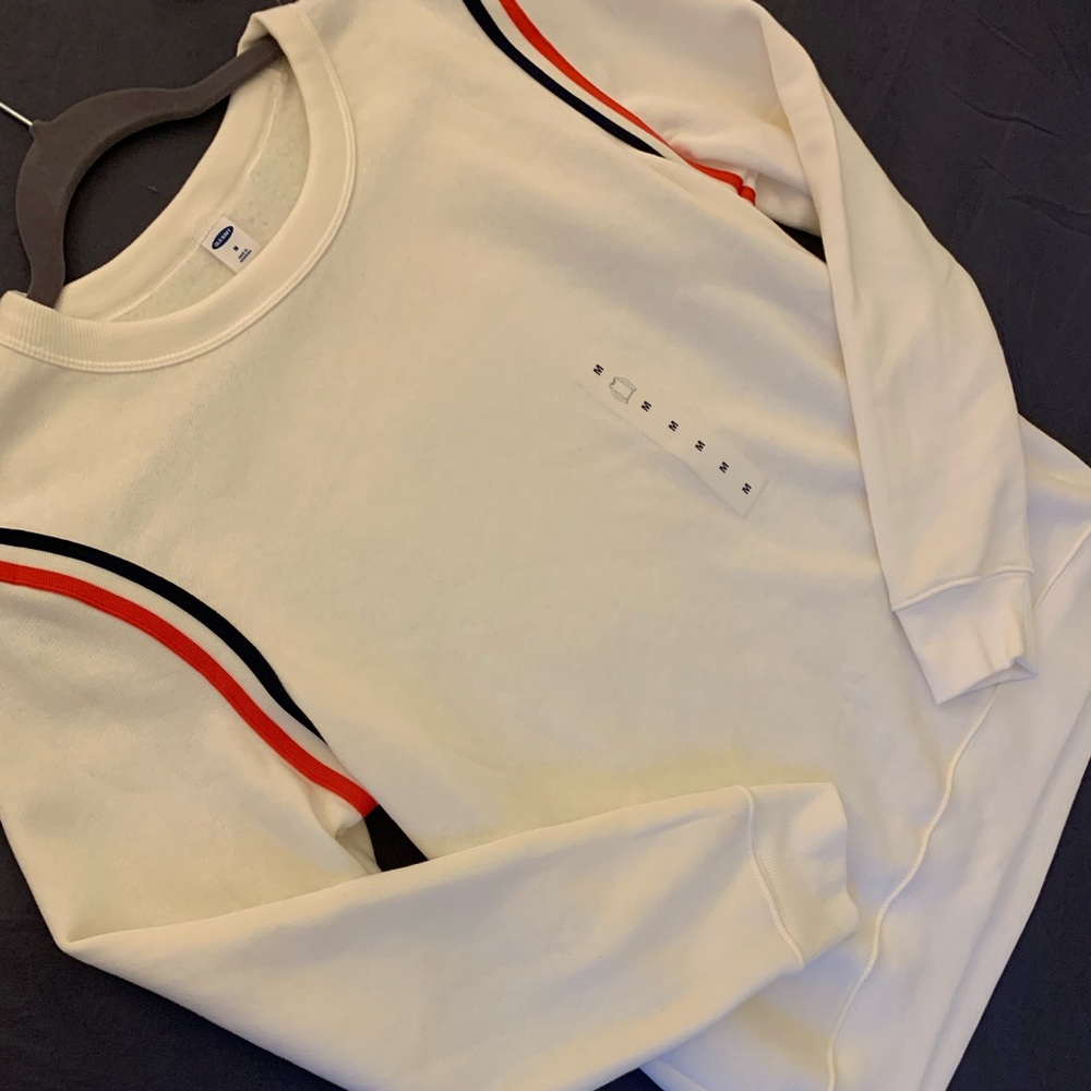 Crewneck Pullover w/ red, white & blue stripes